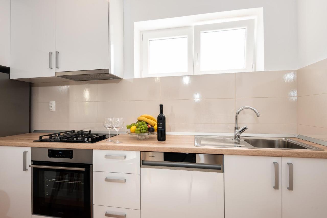 Apartman Galov Metković Exteriör bild