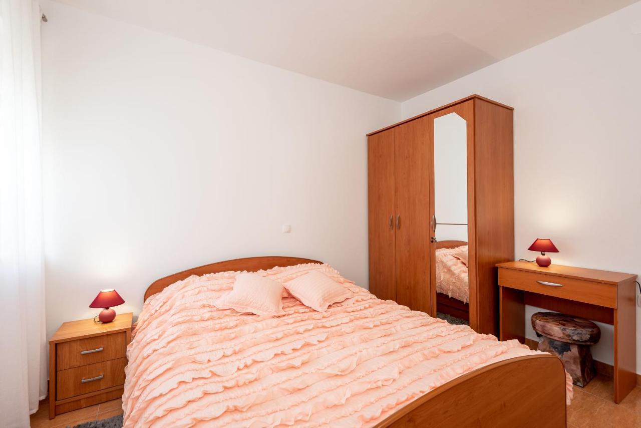 Apartman Galov Metković Exteriör bild