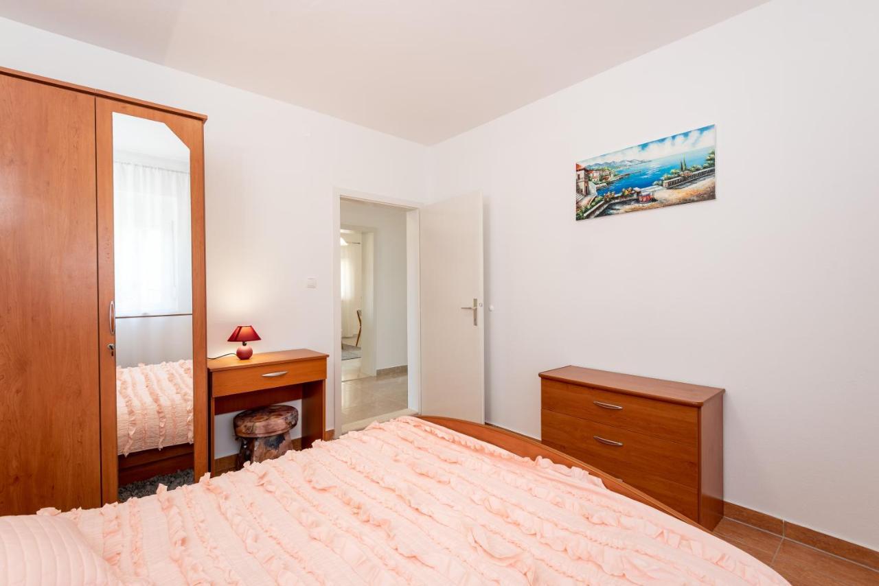 Apartman Galov Metković Exteriör bild