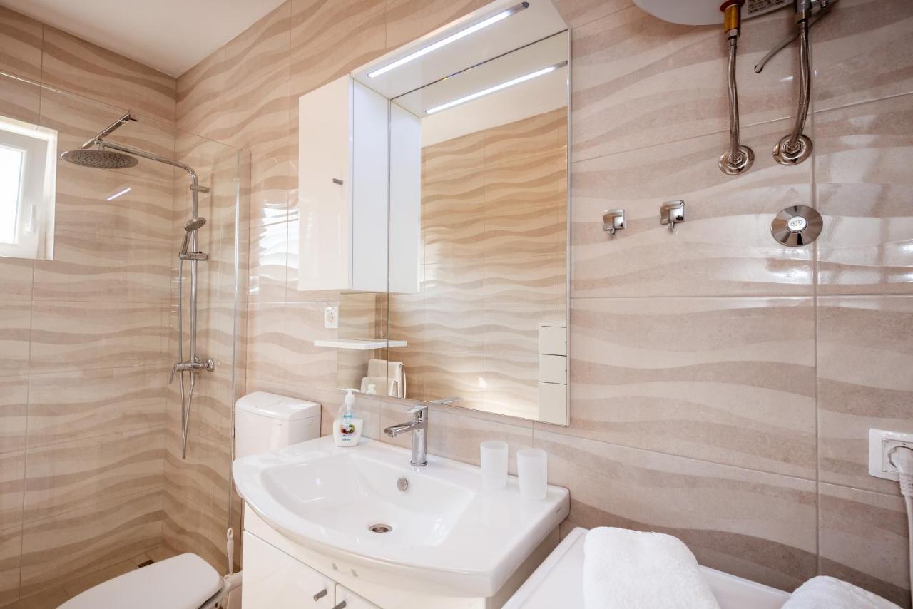 Apartman Galov Metković Exteriör bild