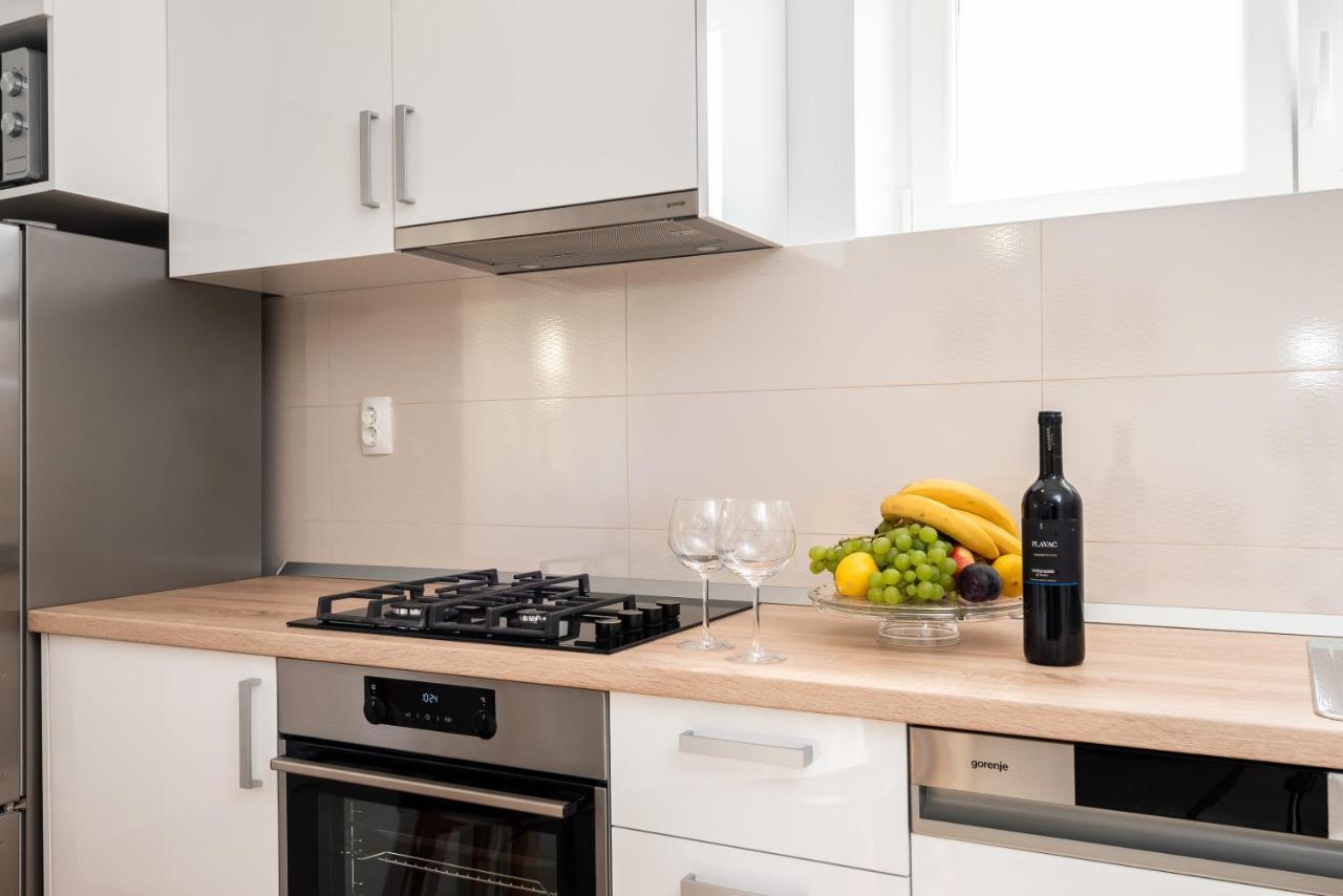 Apartman Galov Metković Exteriör bild